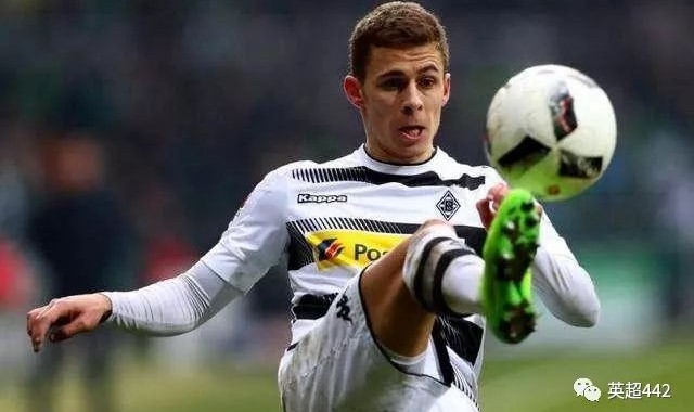 霍芬海姆锋线全面开花,多点开花展现强大攻击力