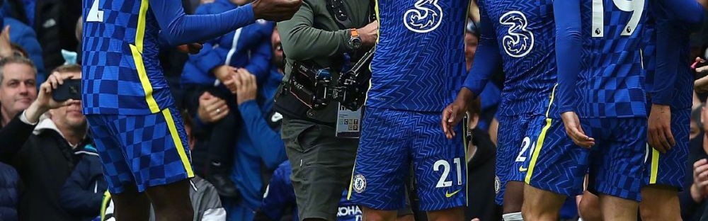  曼城锋线发威，三球大胜稳居英超榜首